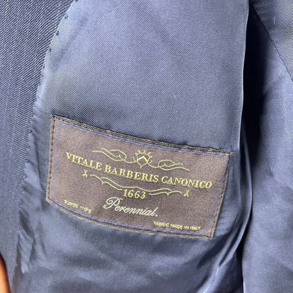 Suitsupply item excellent